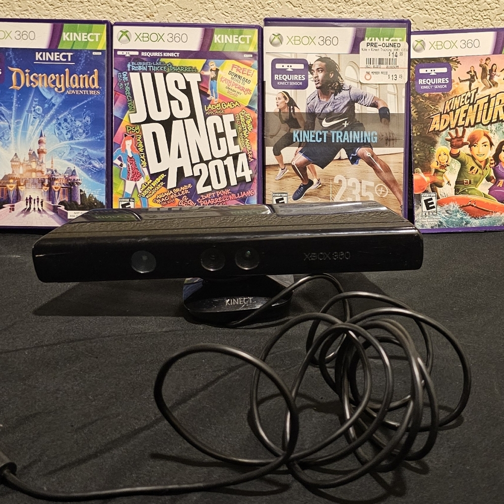 X Box 360 Kinect With Game Lot